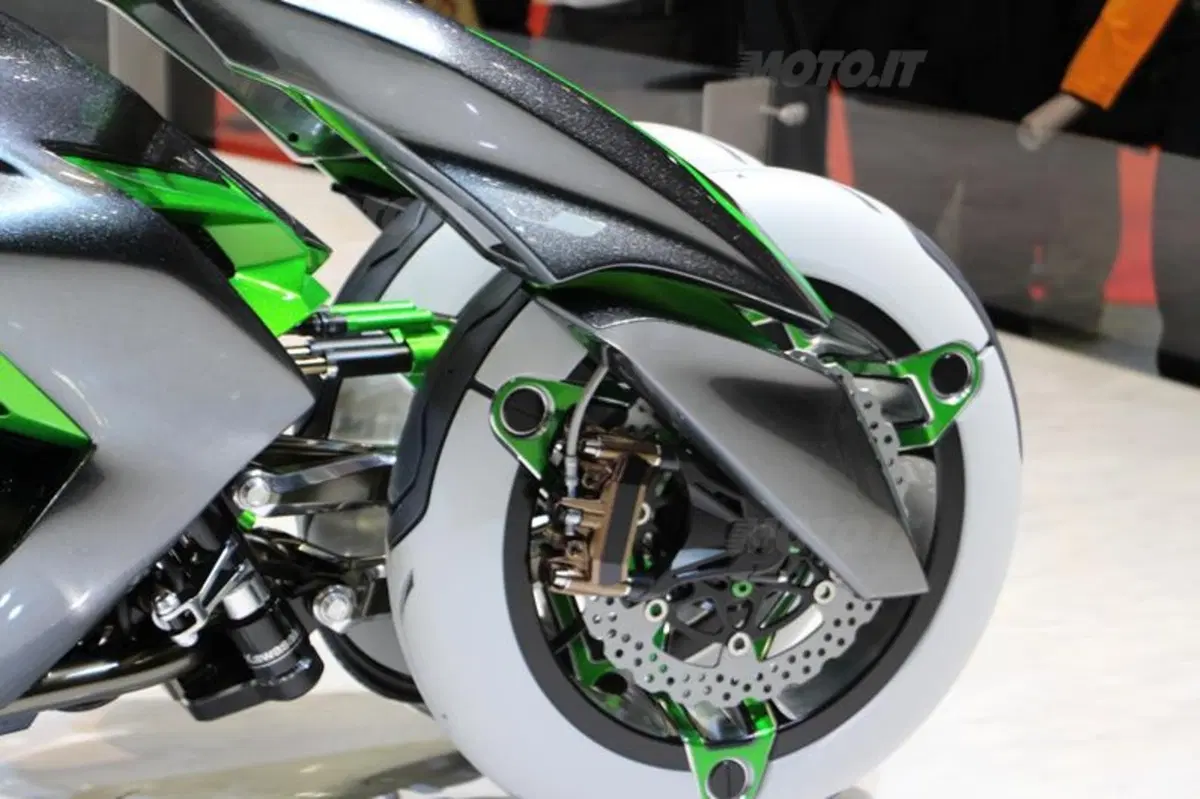 Kawasaki con un concept e con un motore turbo... (8)