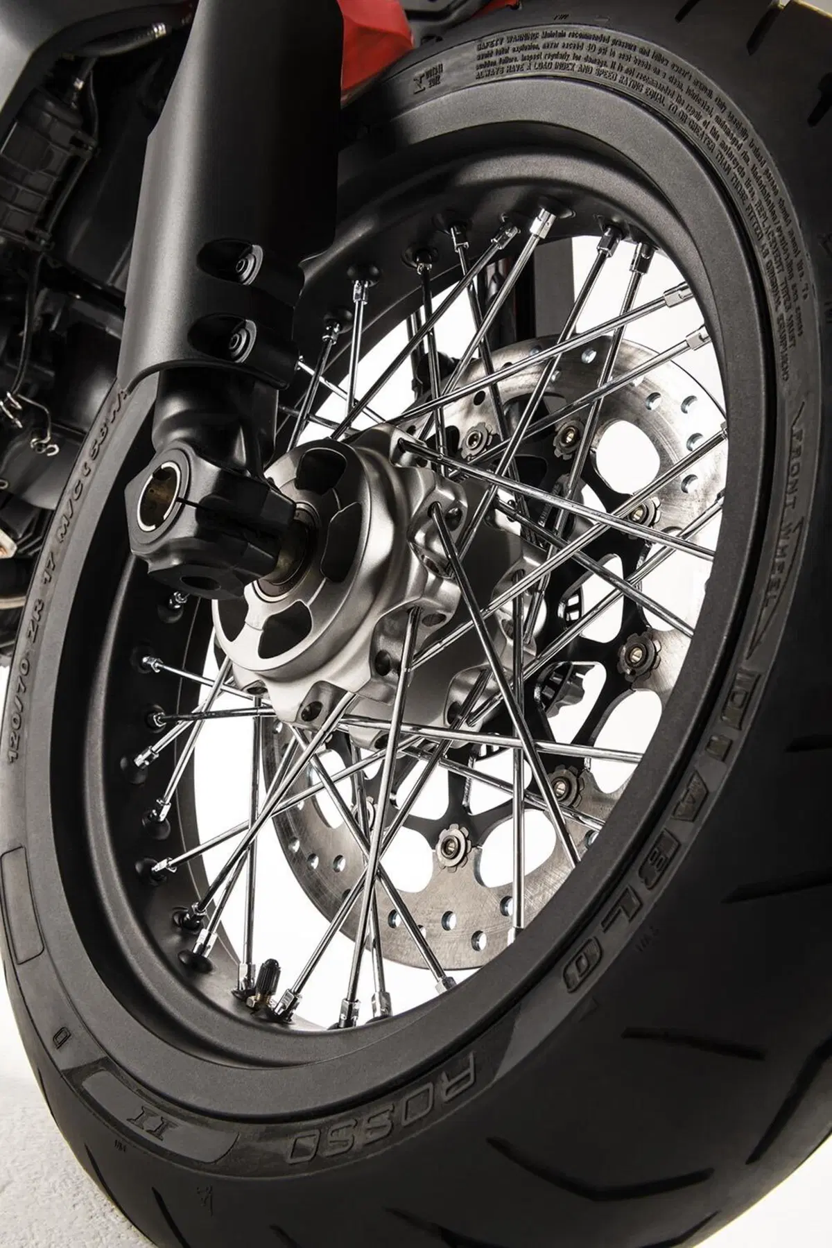 Ducati Scrambler 1100 Tribute Pro e Scrambler 800 Urban Motard 2022. Foto, dati e prezzi (19)