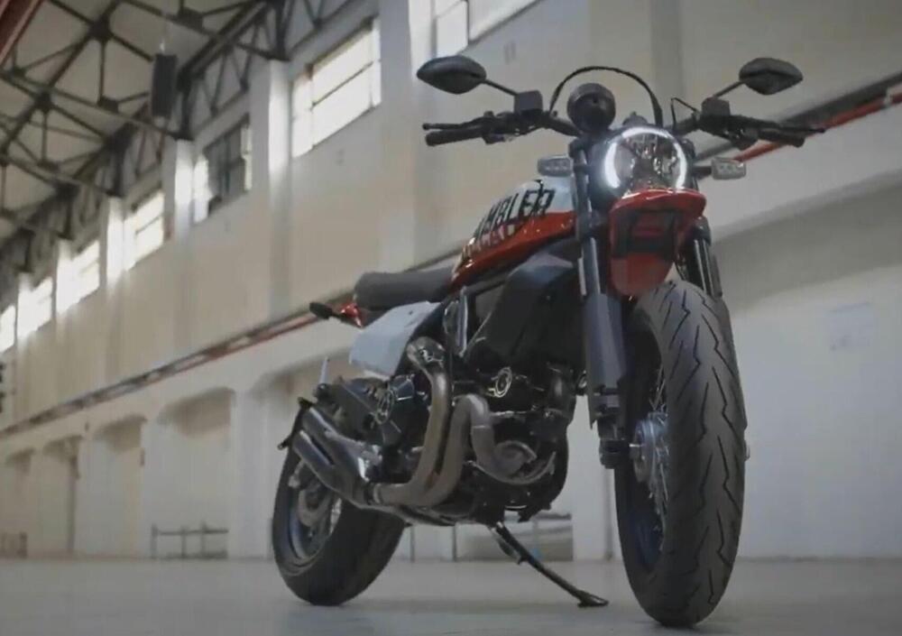 Ducati Scrambler 800 Urban Motard (2022) (4)