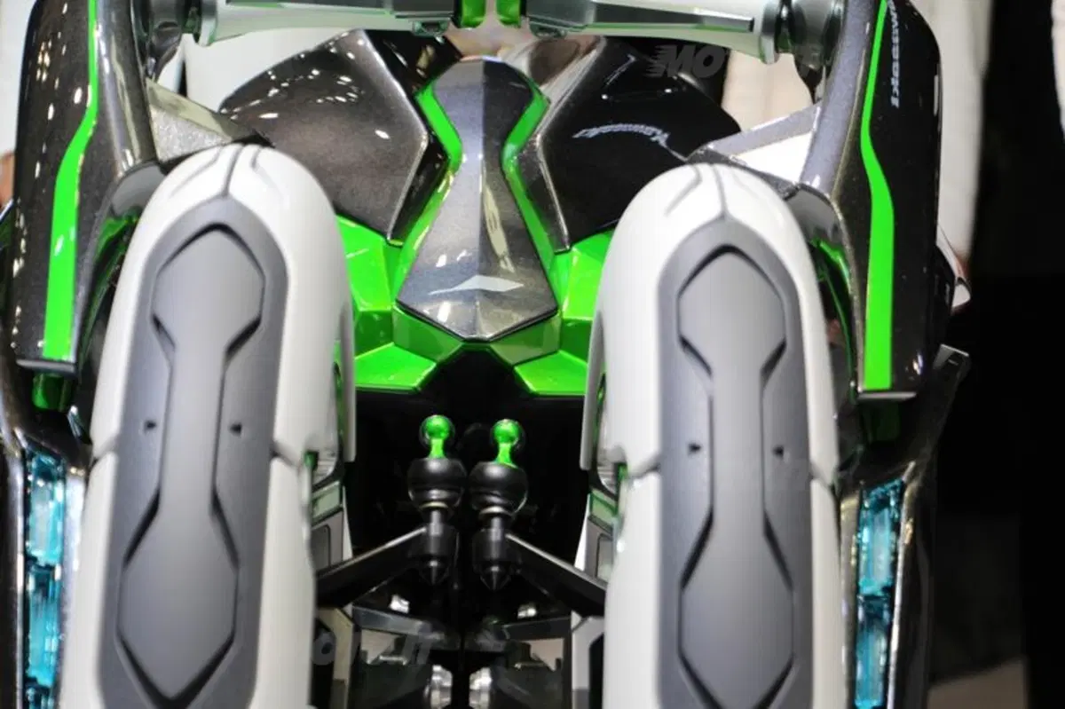 Kawasaki con un concept e con un motore turbo... (15)