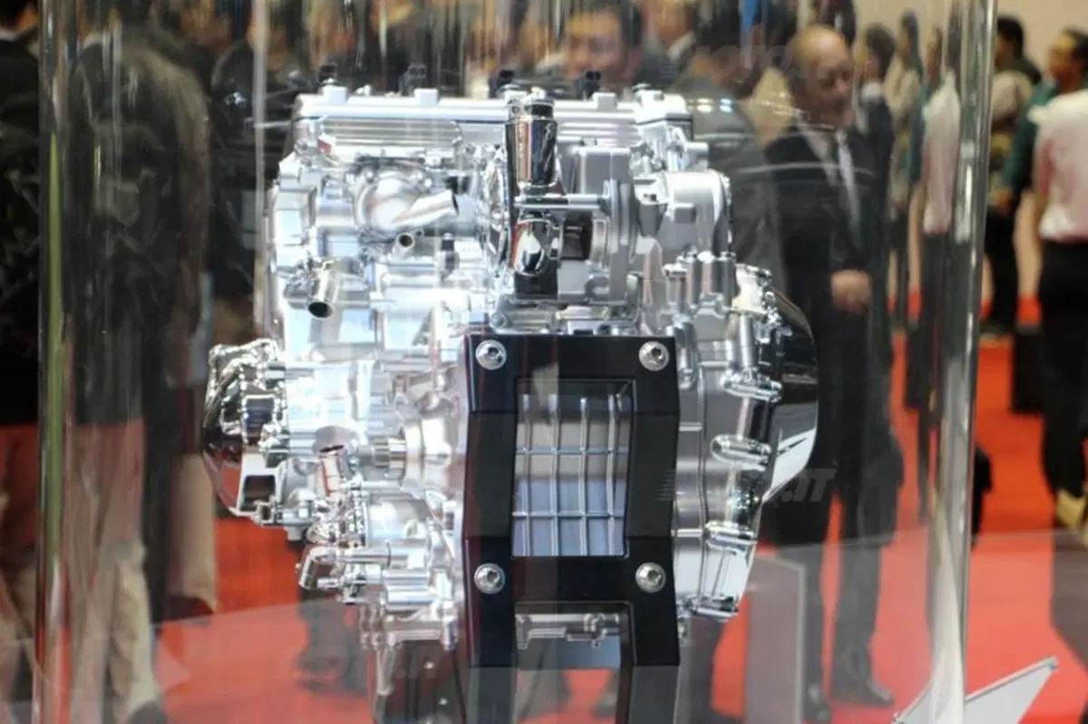 Kawasaki con un concept e con un motore turbo... (21)