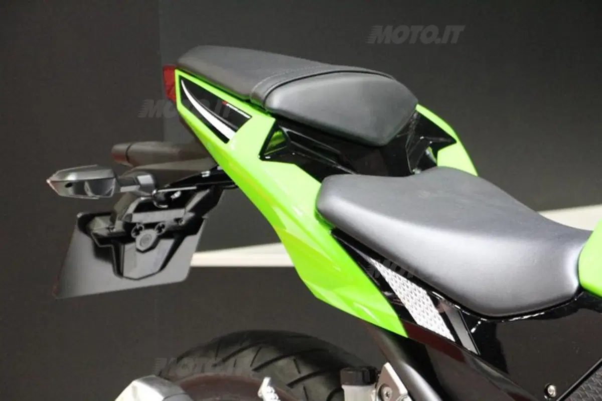 Kawasaki con un concept e con un motore turbo... (24)