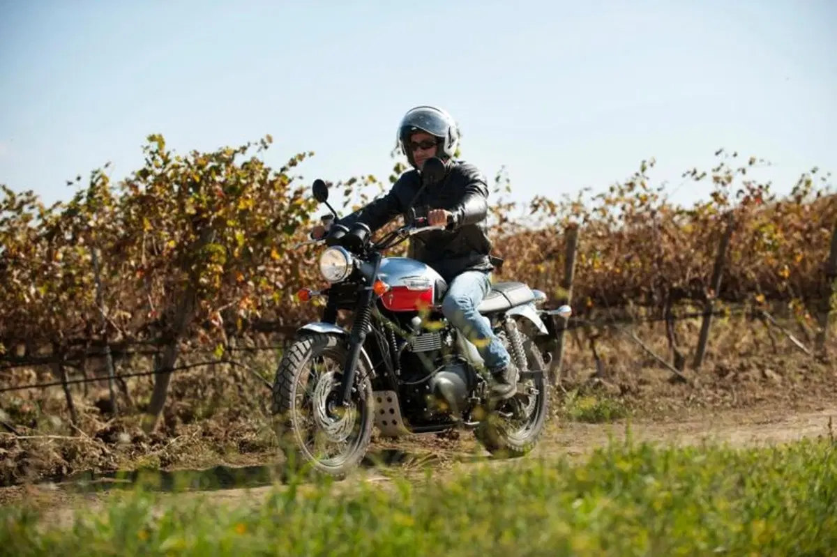 In viaggio con le Triumph T100 e Scrambler (3)