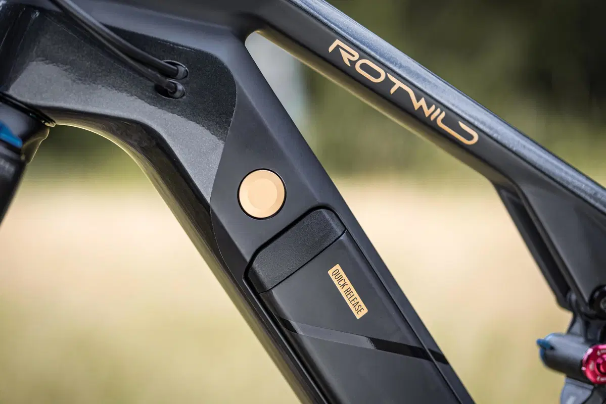 Test Rotwild R.E 375. Tecnologia, design e tanta leggerezza (23)