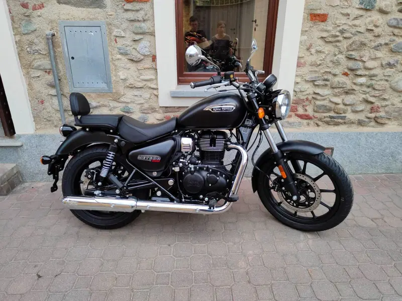 Royal Enfield Meteor 350 (2021 - 26)