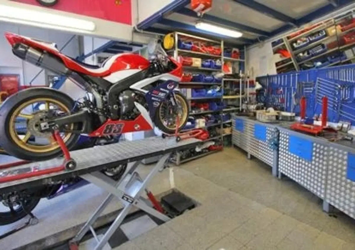 I Racconti di Moto.it: "La garanzia"