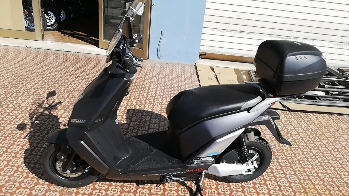 Lifan E3 (2018 - 26) (3)