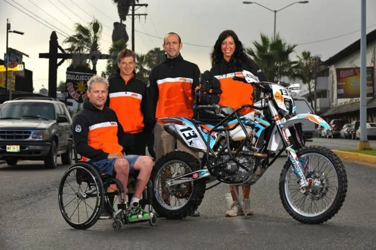 Nicola Dutto sul podio alla Baja 1000! (6)