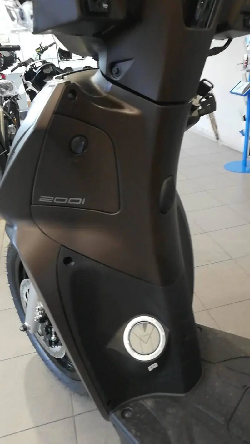 Kymco People 200i S (2021 - 26) (4)