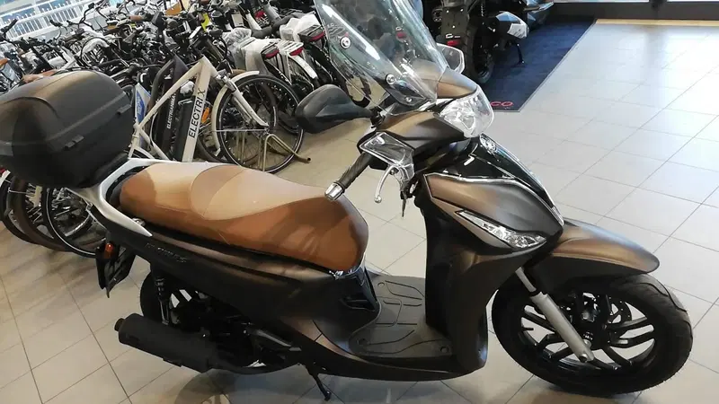 Kymco People 200i S (2021 - 26) (3)