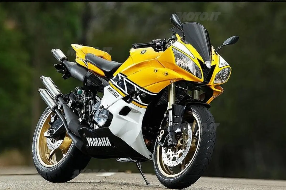Yamaha RZ500 special (3)