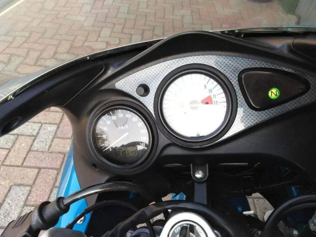 Suzuki SV 650 S (3)
