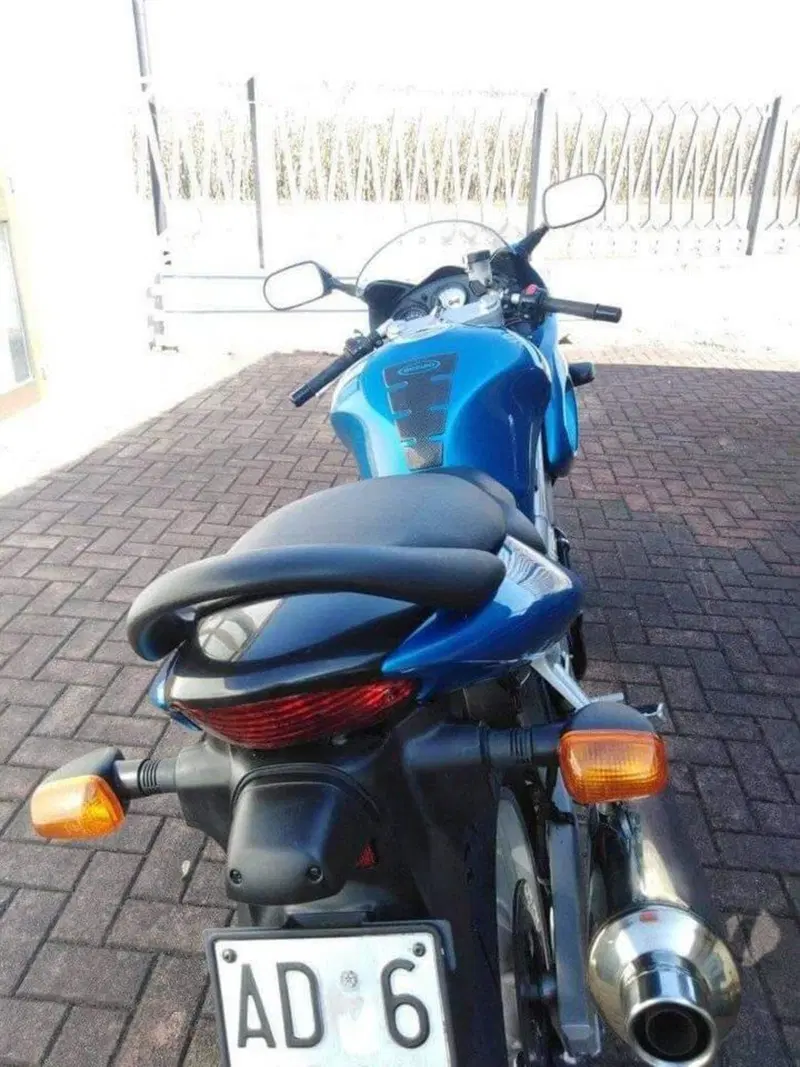 Suzuki SV 650 S (9)