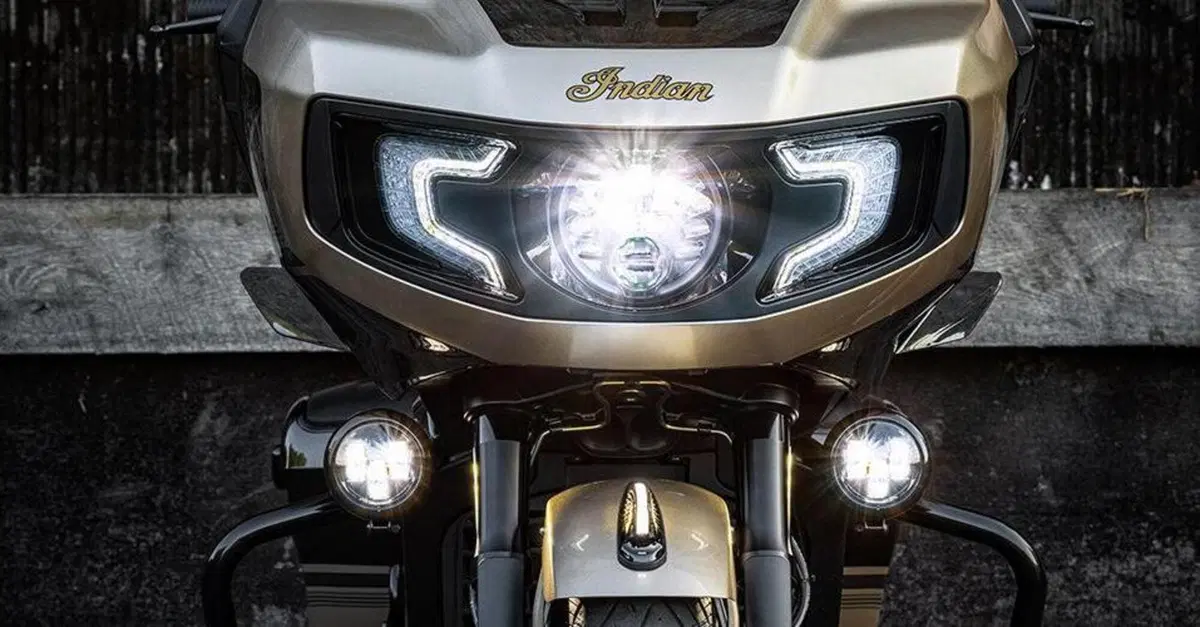 Indian Challenger Dark Horse 2022 Jack Daniel's limited edition