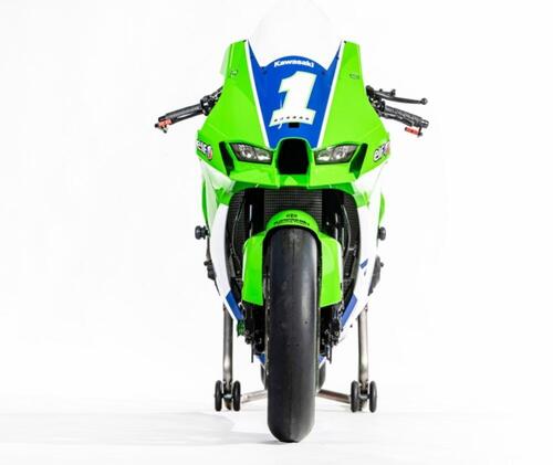 Kawasaki, la Superbike e la sua storia in due livree (6)