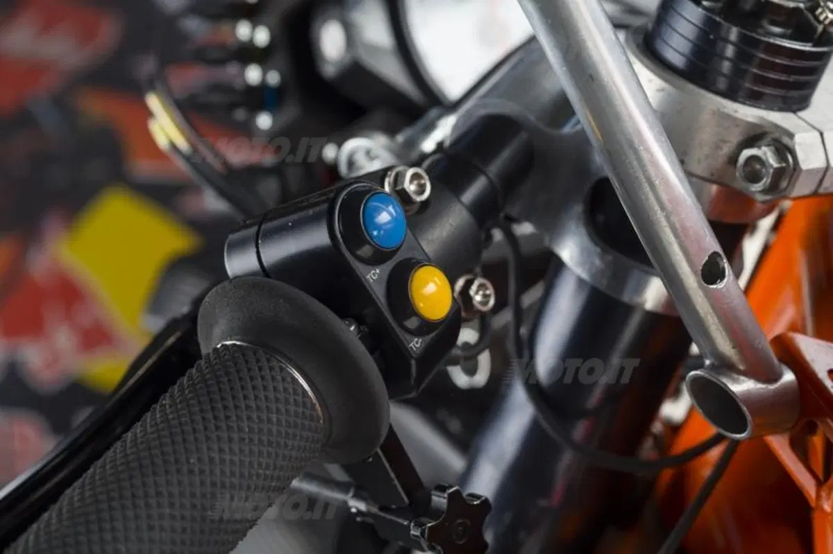 KTM RC 250R Moto3  (41)