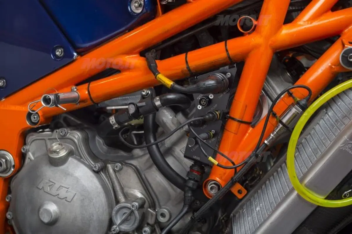 KTM RC 250R Moto3  (44)