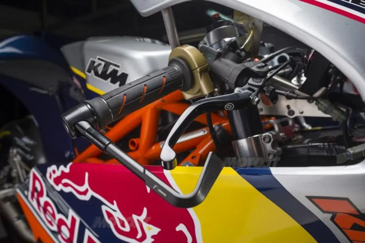 KTM RC 250R Moto3  (57)