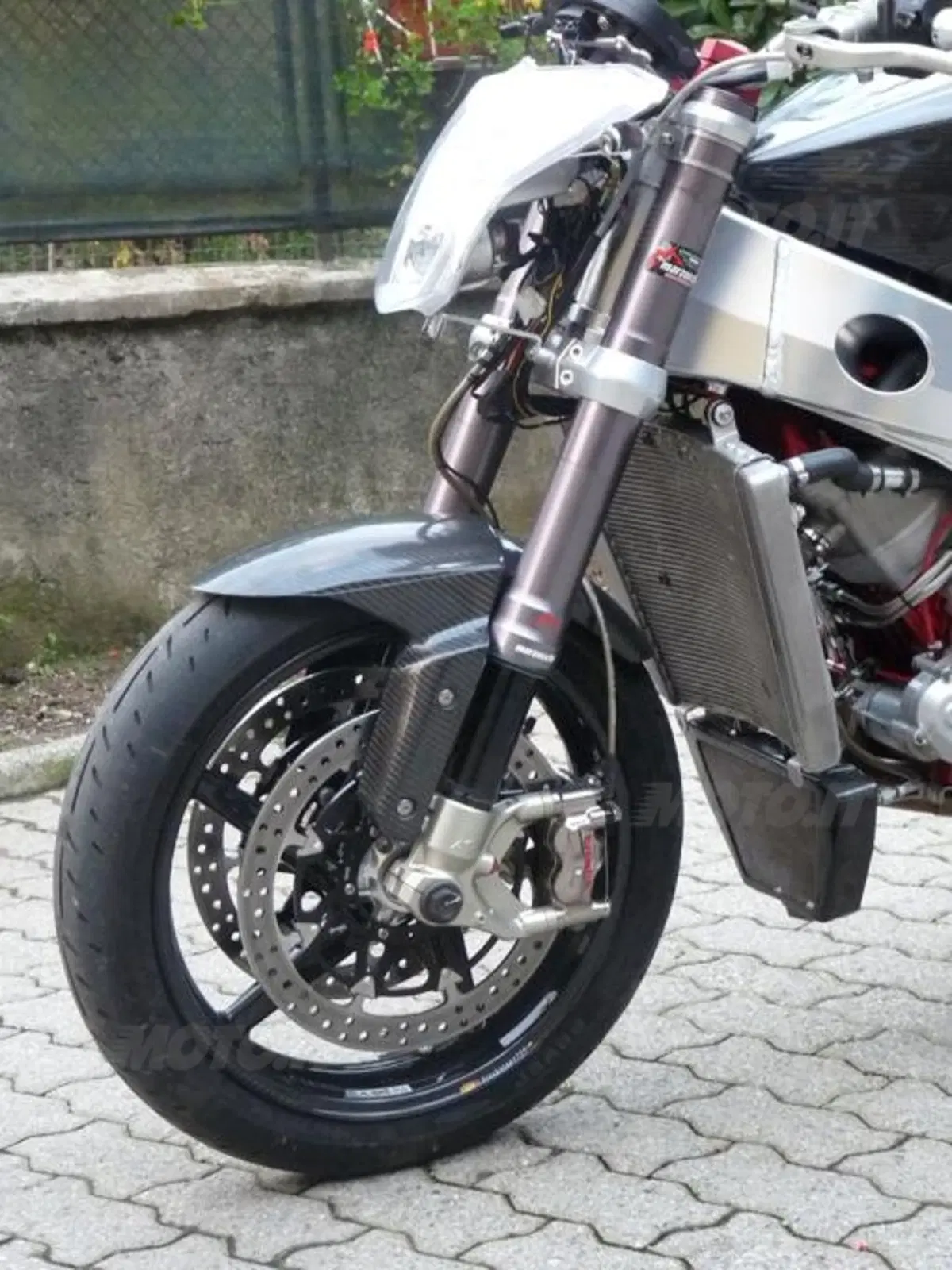 Una misteriosa bicilindrica sorpresa in Brianza. Vertemati? (16)
