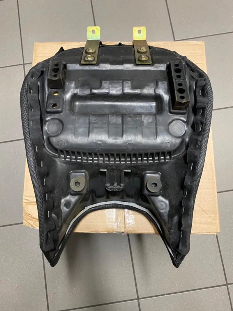 Sella Originale Benelli TRK (4)