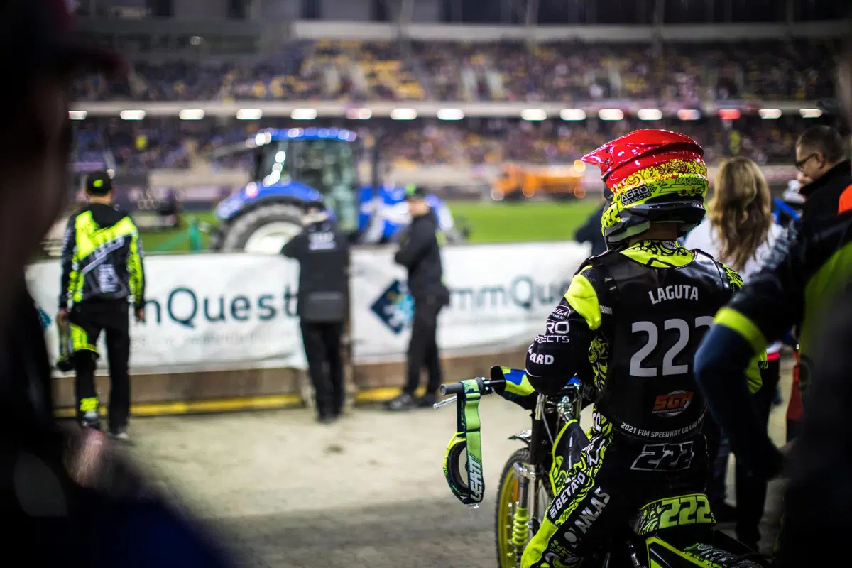 Speedway: Artem Laguta primo russo iridato e la Gran Bretagna torna al sucesso dopo 32 anni nello Speedway delle Nazioni (2)