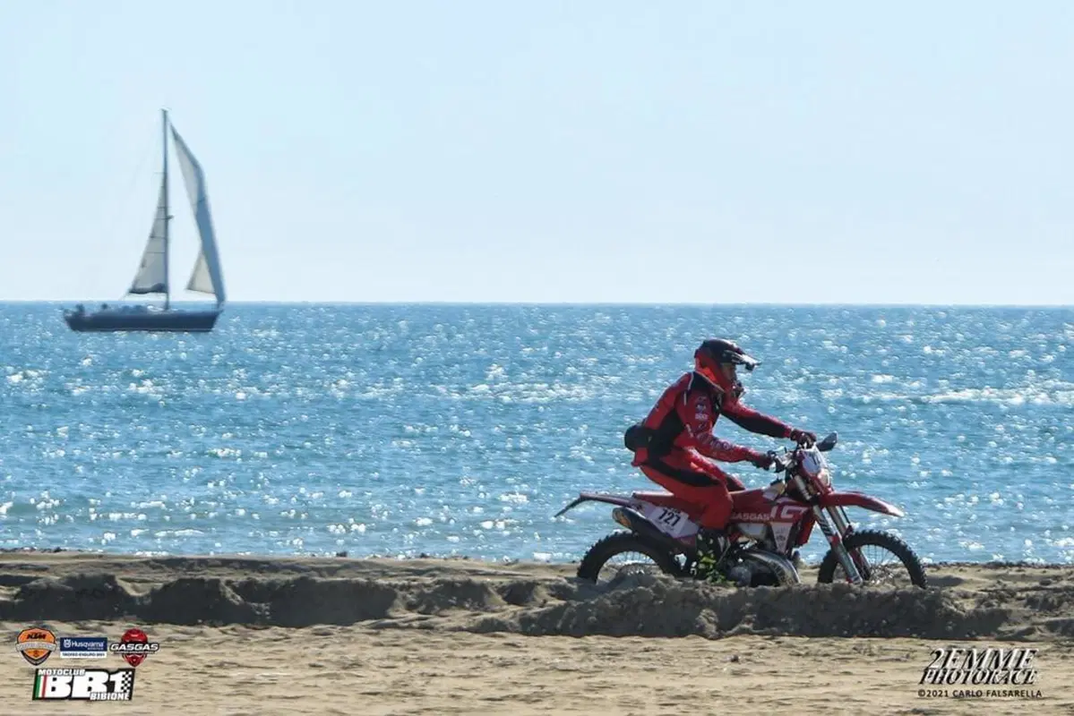 Supermarecross? Quasi! Vi raccontiamo la gara di Bibione del Trofeo Enduro KTM 2021 (7)