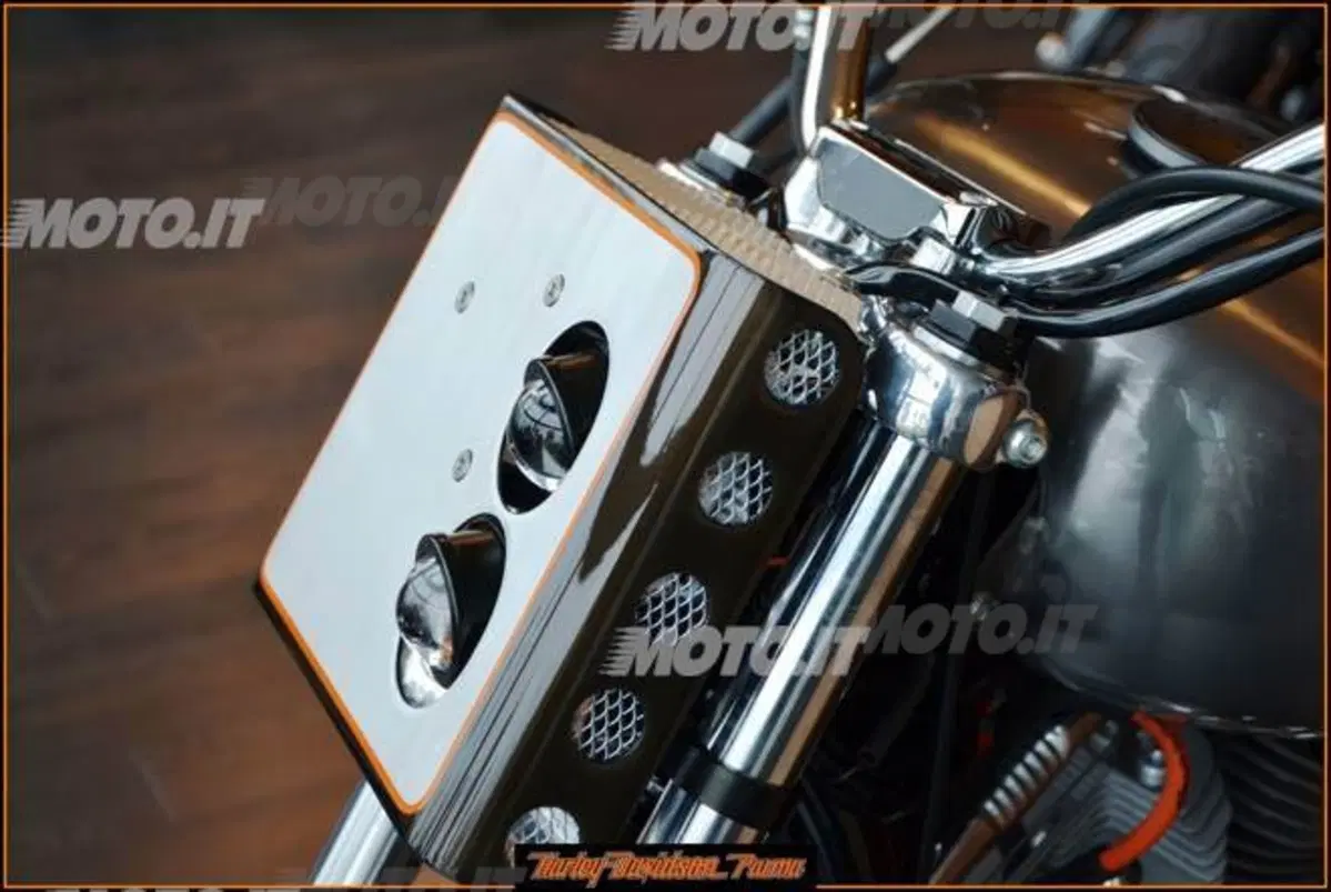 Le Strane di Moto.it: Harley-Davidson 883 SuperLow (4)