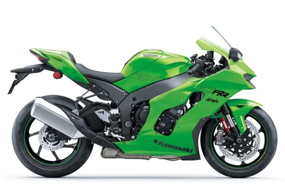 Kawasaki Ninja ZX-10R, nuova colorazione per il 2022 (10)