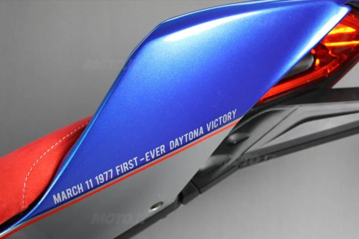 Kit sak_art So far, So fast per Ducati Panigale (4)