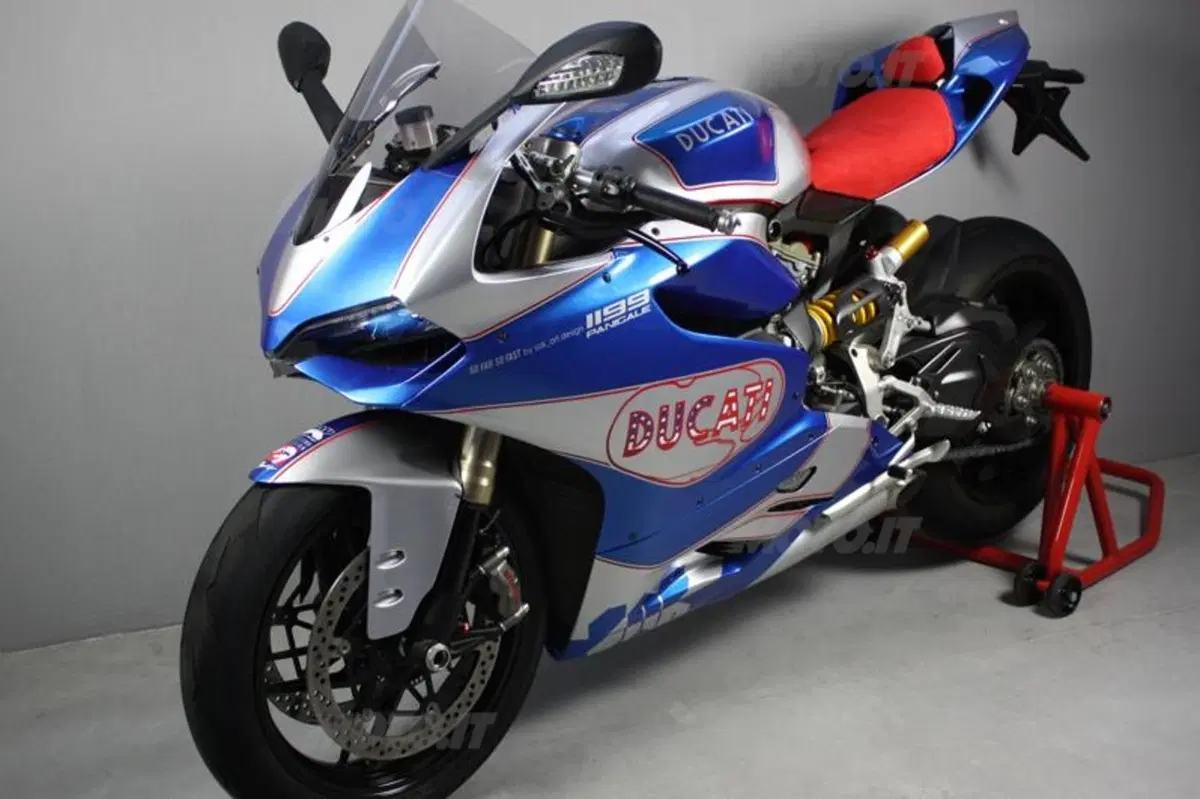 Kit sak_art So far, So fast per Ducati Panigale (7)
