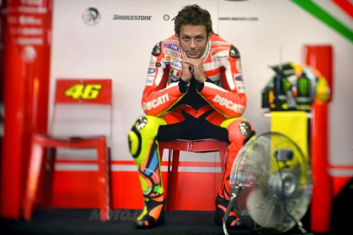 La Desmosedici giudicata da Rossi, Hayden e da chi l'ha guidata (3)