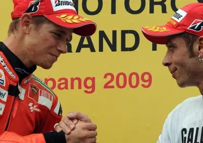 Casey Stoner: “Le vere moto sono le 2 tempi. Con Valentino Rossi rivalità, ma anche insegnamenti