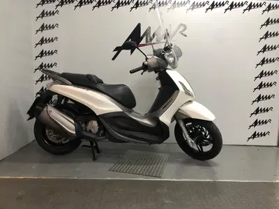 Piaggio Beverly 350 SportTouring ie (2011 - 15) usata