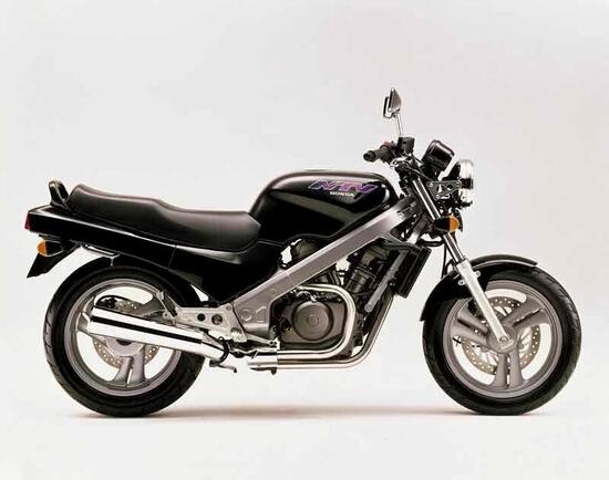 Honda NTV650 Revere