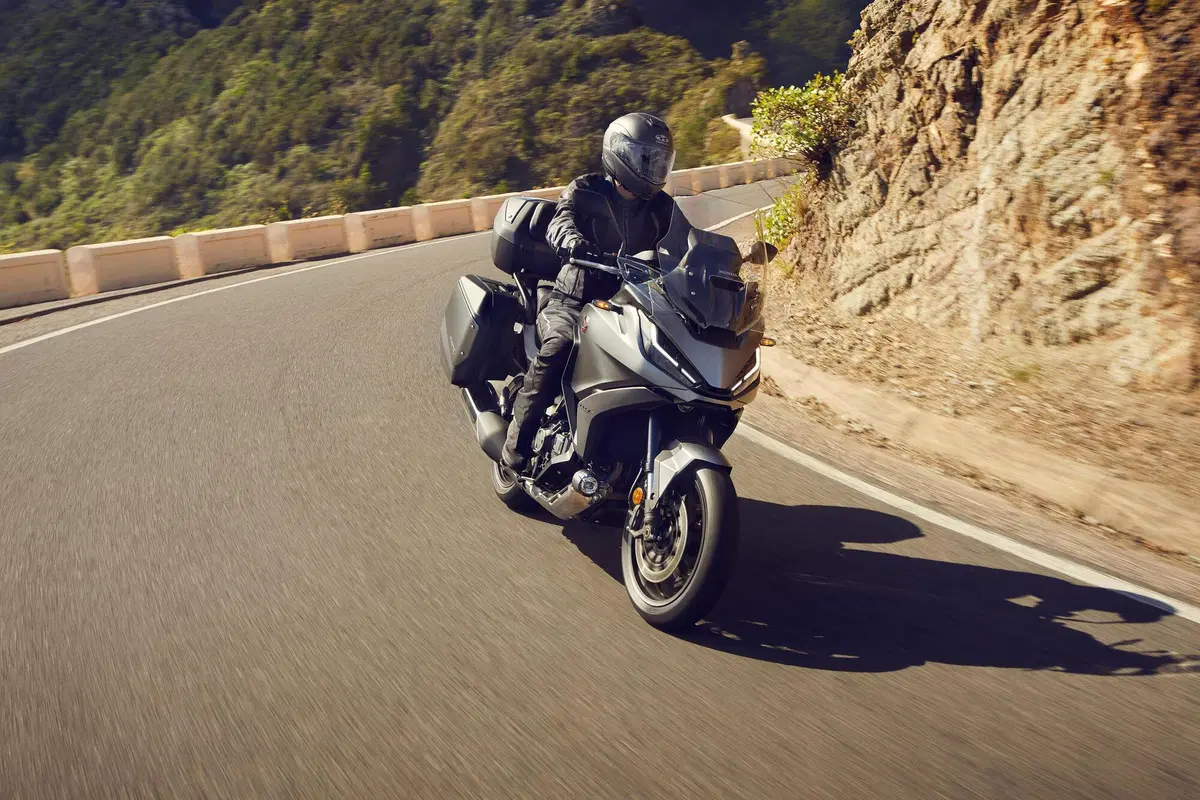 La Honda NT1100 e i modelli Honda che l'hanno preceduta (4)