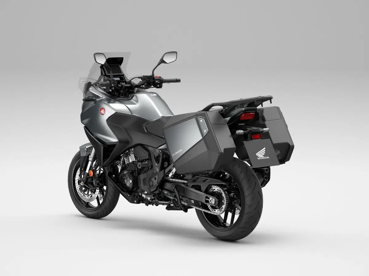 La Honda NT1100 e i modelli Honda che l'hanno preceduta (12)