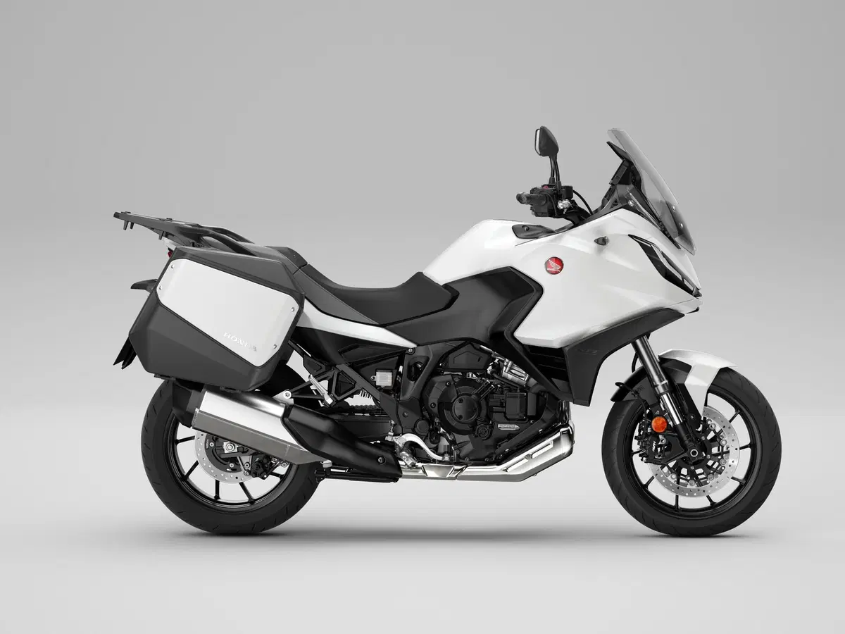 La Honda NT1100 e i modelli Honda che l'hanno preceduta (18)