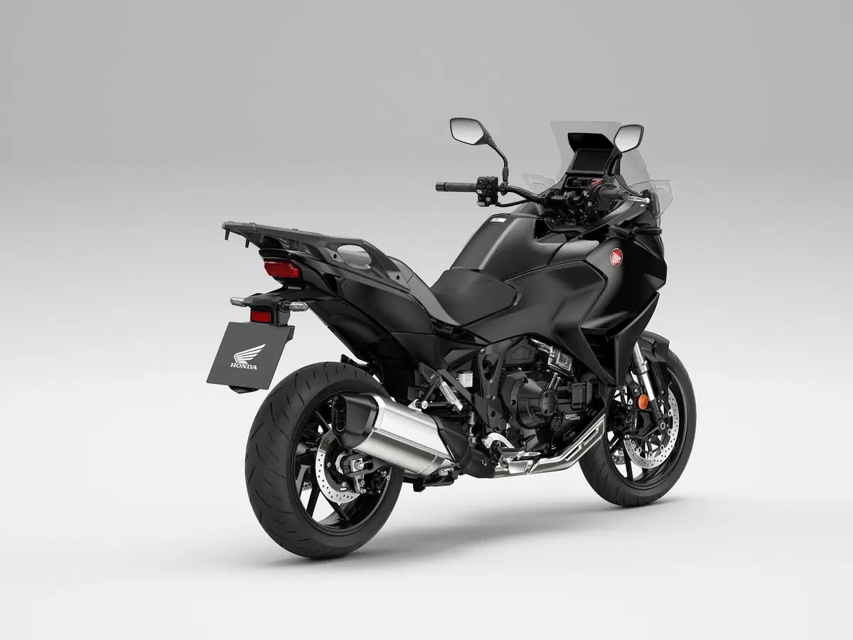 La Honda NT1100 e i modelli Honda che l'hanno preceduta (19)