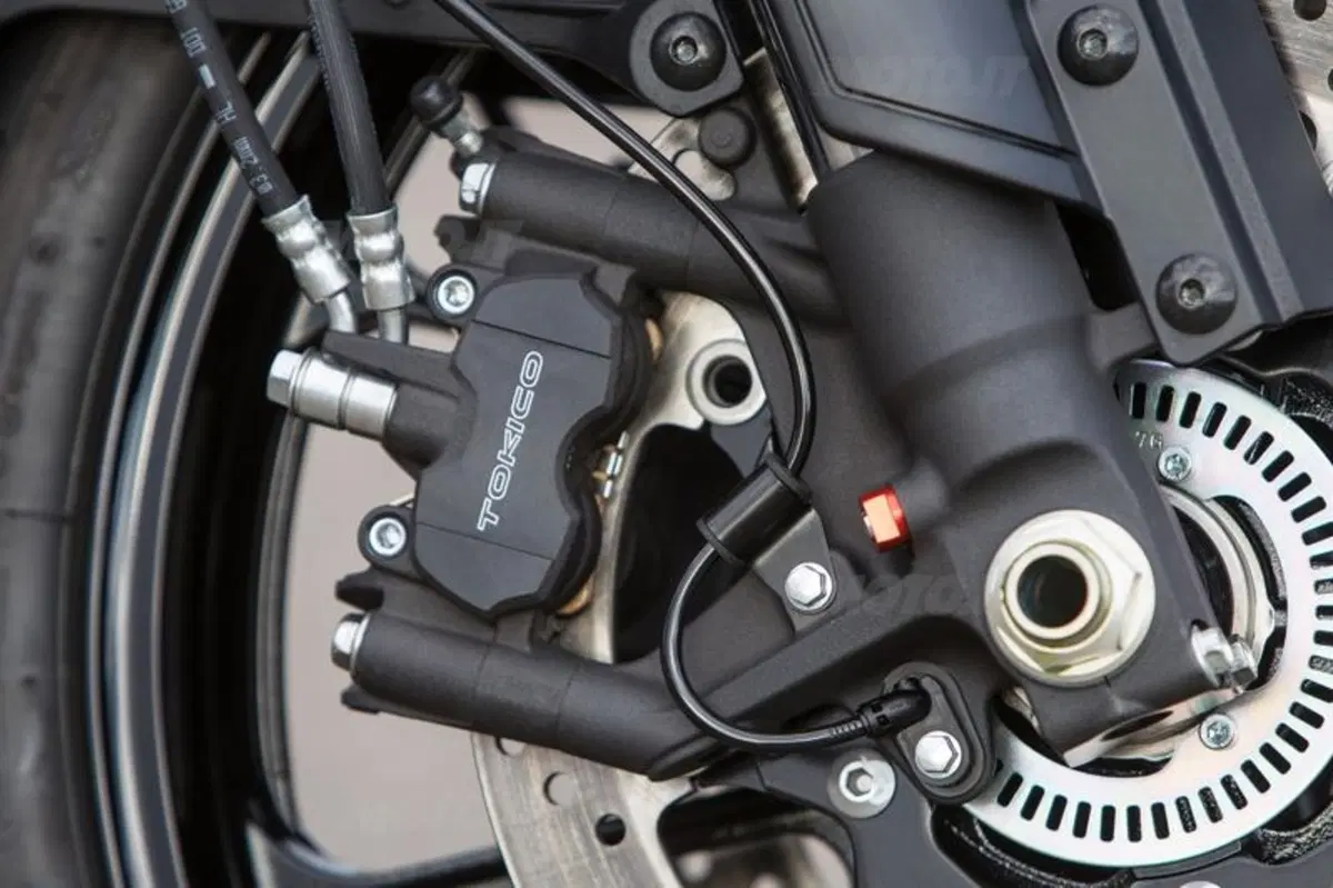 Suzuki V-Strom 1000 ABS  (39)