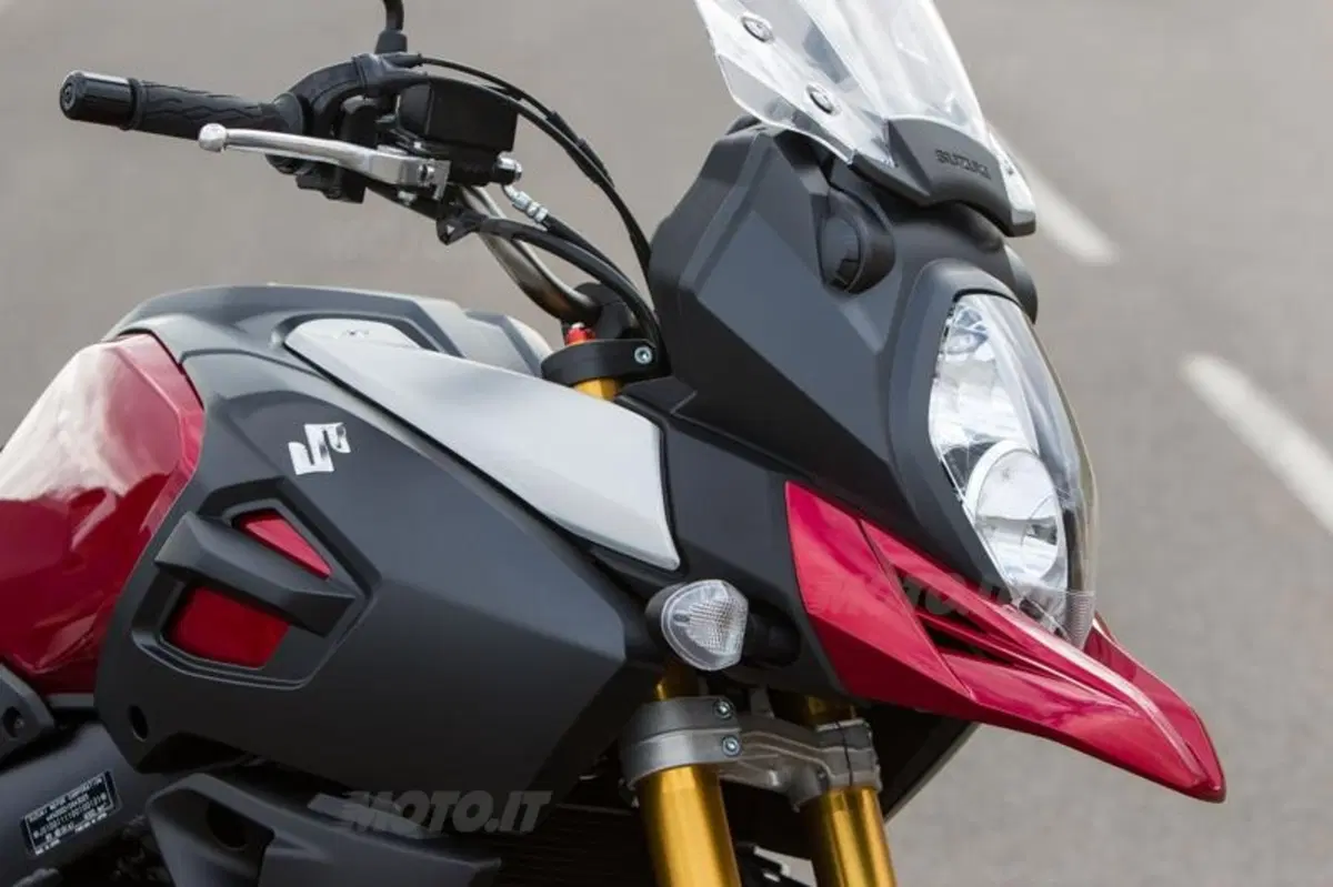 Suzuki V-Strom 1000 ABS  (43)