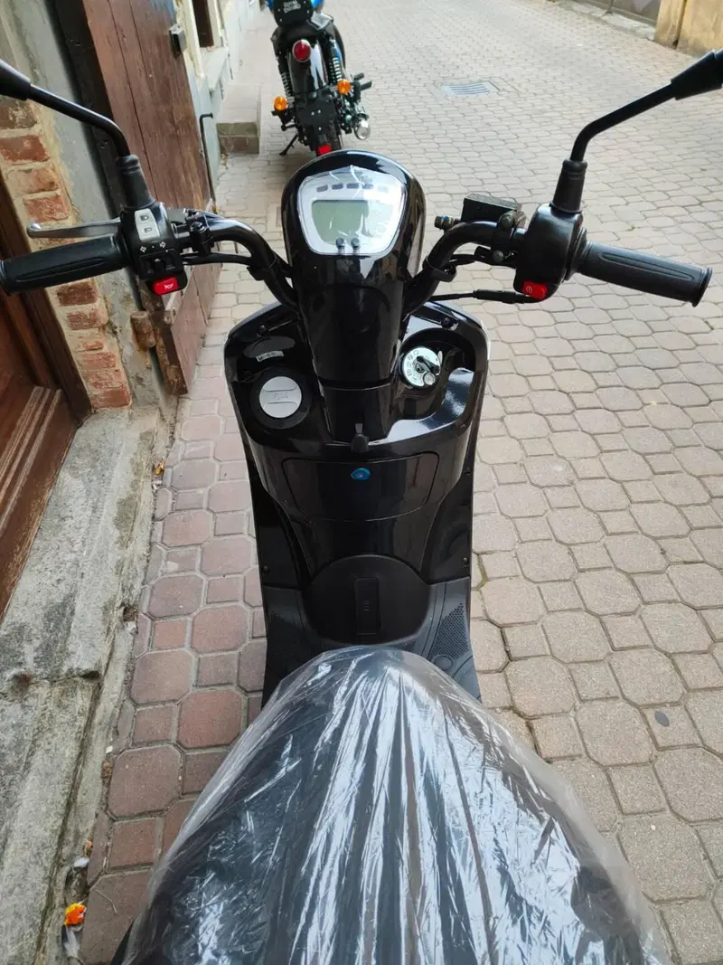 Sym Mio 50 (2021 - 26) (5)