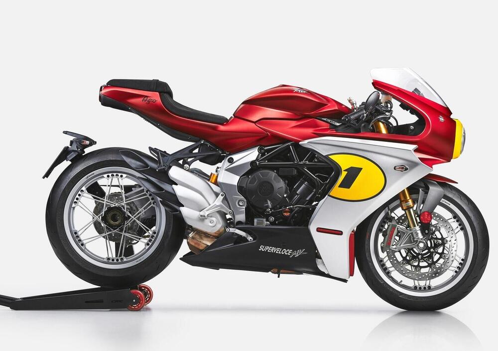 MV Agusta Superveloce 800 Ago (2021 - 23) (2)