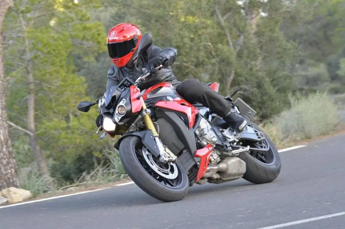 BMW S 1000 R (4)