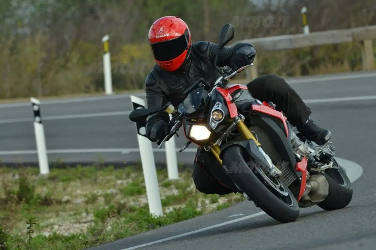 BMW S 1000 R (5)