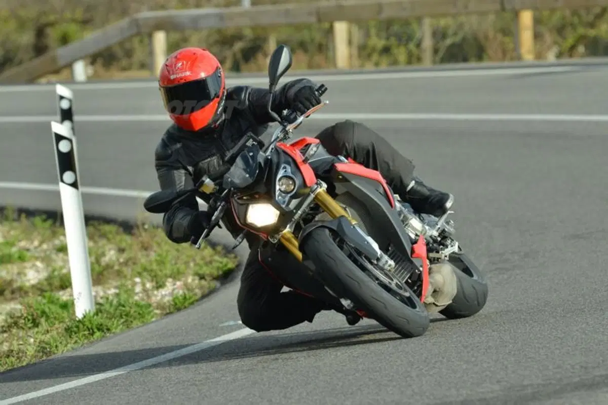 BMW S 1000 R (7)