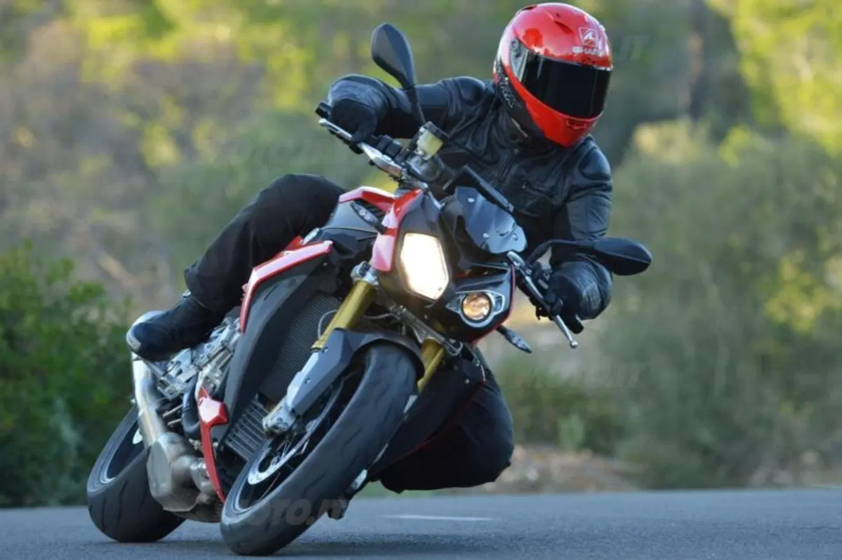 BMW S 1000 R (10)