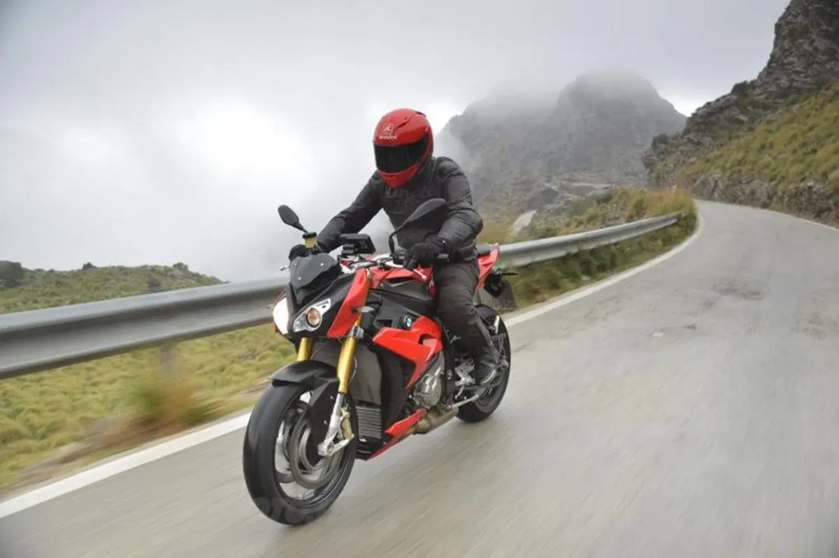 BMW S 1000 R (12)