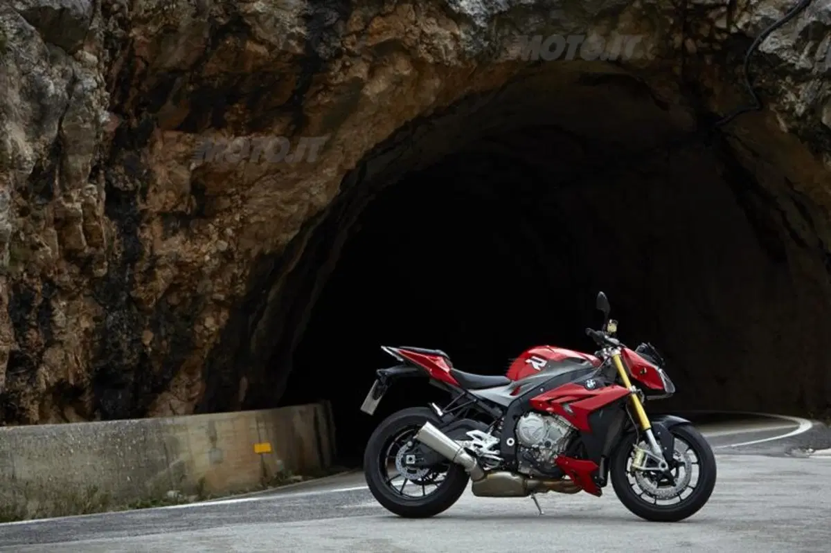 BMW S 1000 R (16)