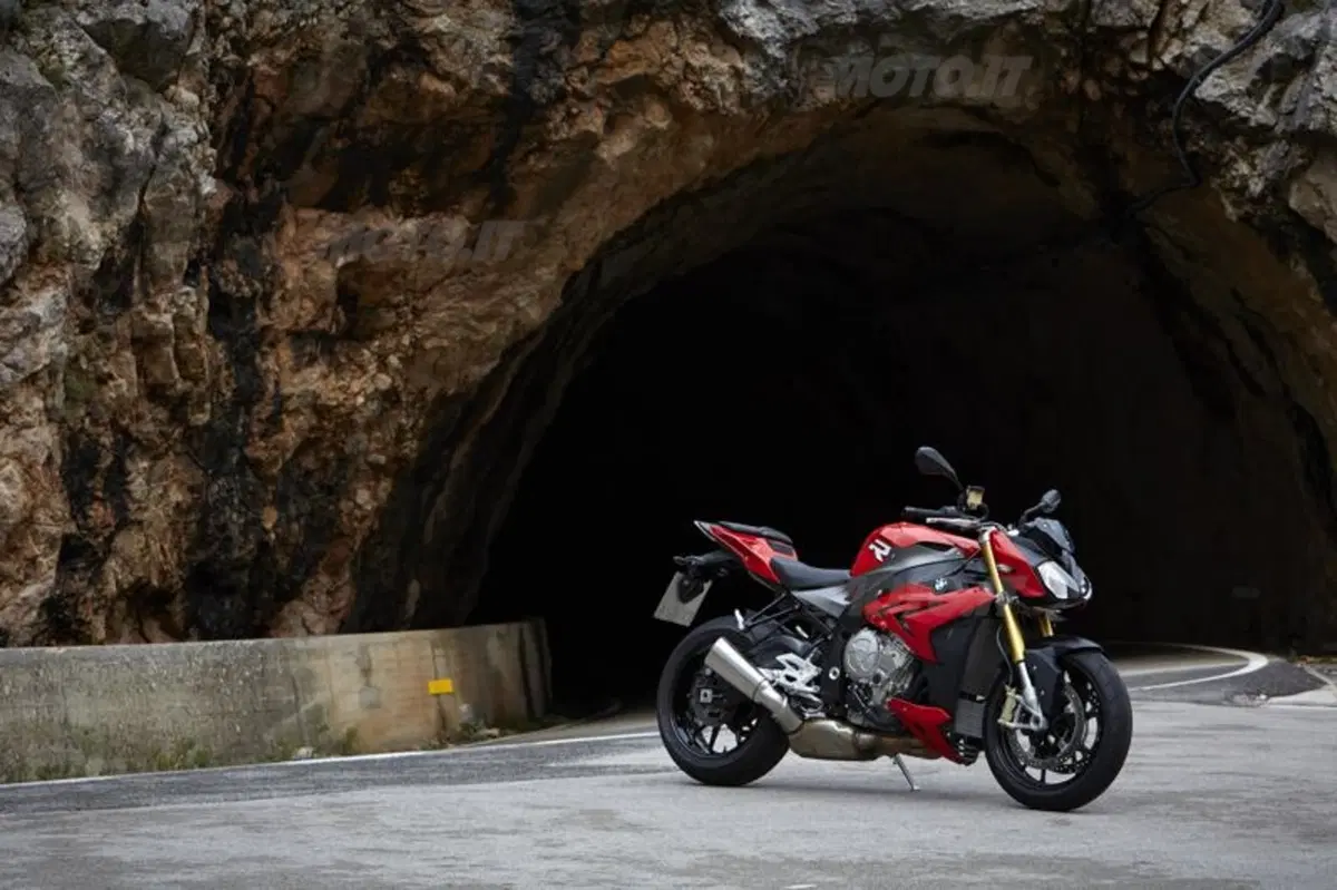 BMW S 1000 R (18)