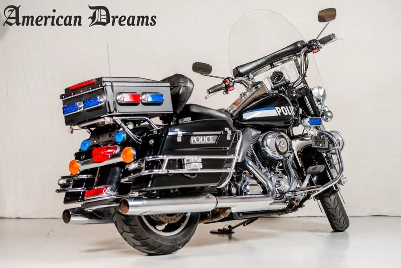 Harley-Davidson 1690 Road King (2008 - 09) - FLHR (4)